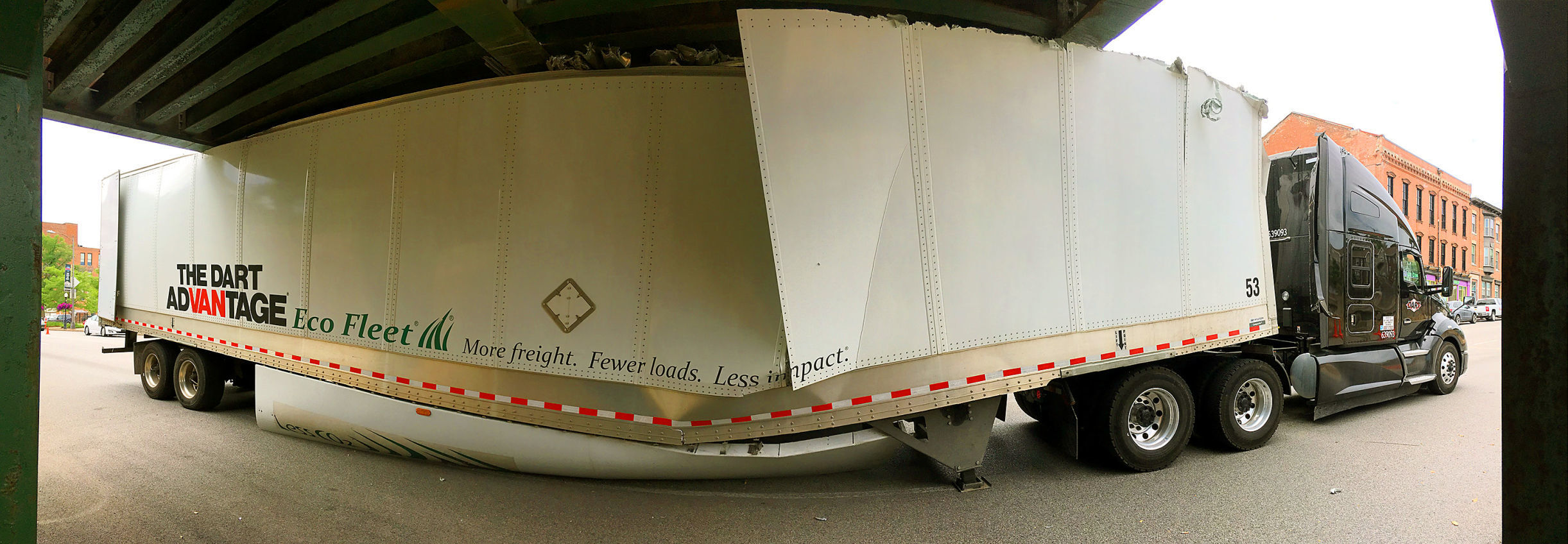 072619-qct-truck-bridge-002